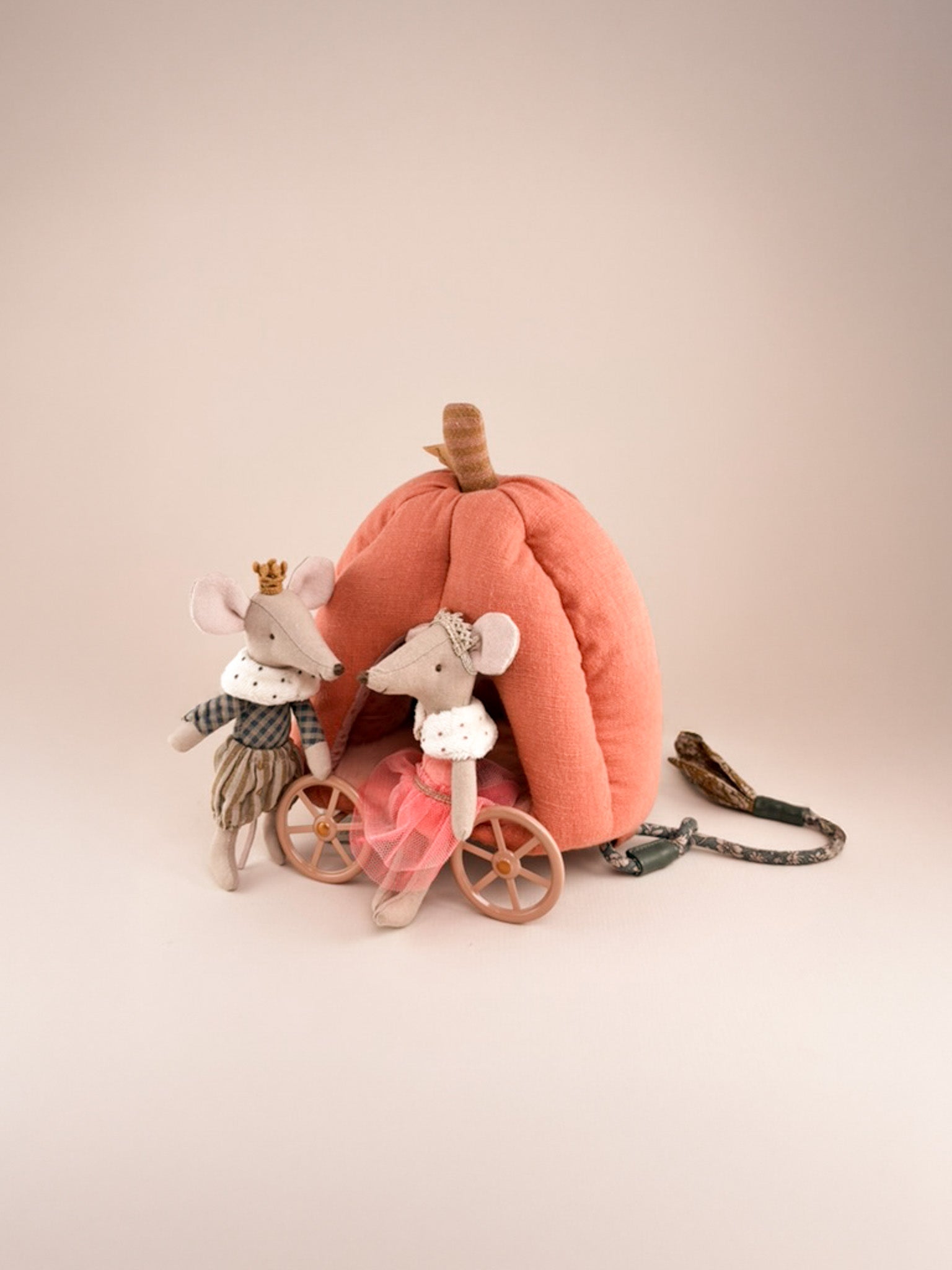 Maileg Pumpkin Carriage, Mouse